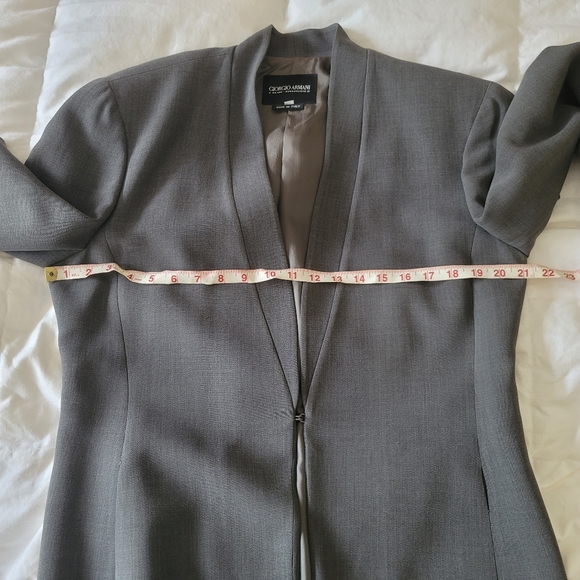 Giorgio Armani womens size 48 blazer. Dark gray - Picture 10 of 10
